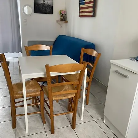 Apartment 1 Chambre Et Cuisine Vierville-sur-mer,plage Du Debarquement Vierville-sur-Mer